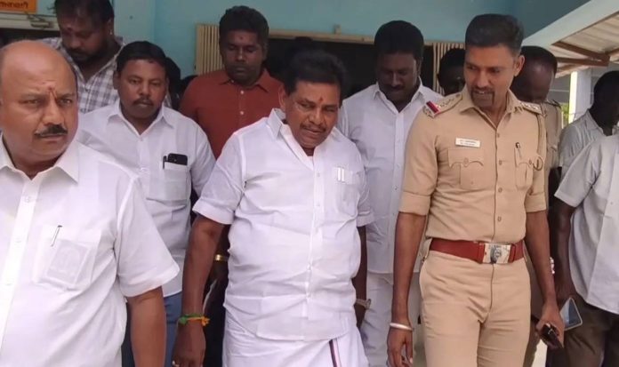 dmk mla