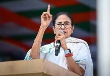 Mamata Banerjee : దమ్ముంటే బీజేపీలో చేరి మాట్లాడండి.. రెబల్స్కు మమతా బెనర్జీ సవాల్!
